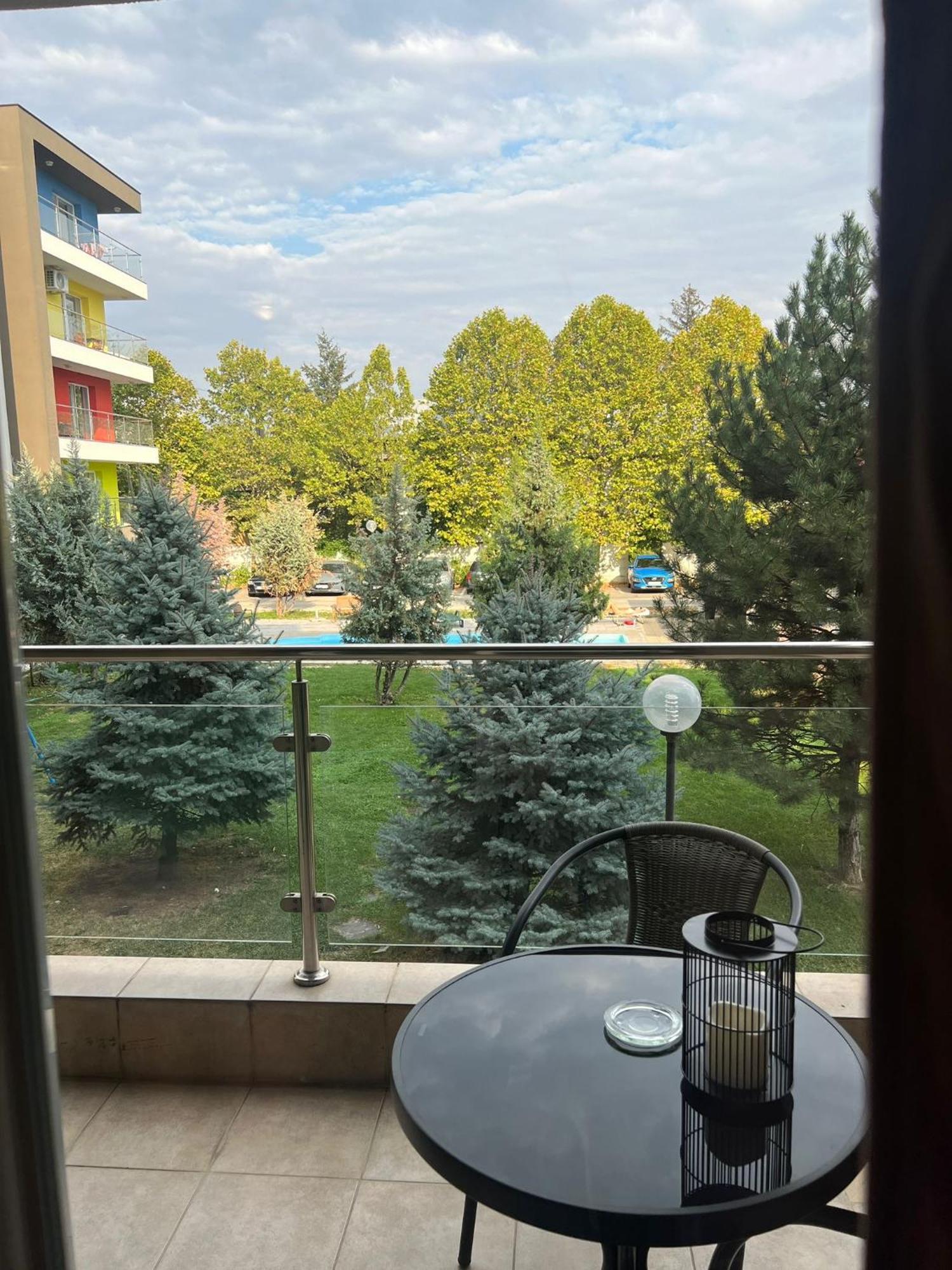 Tranzzit Airport Apartament Отопени Экстерьер фото